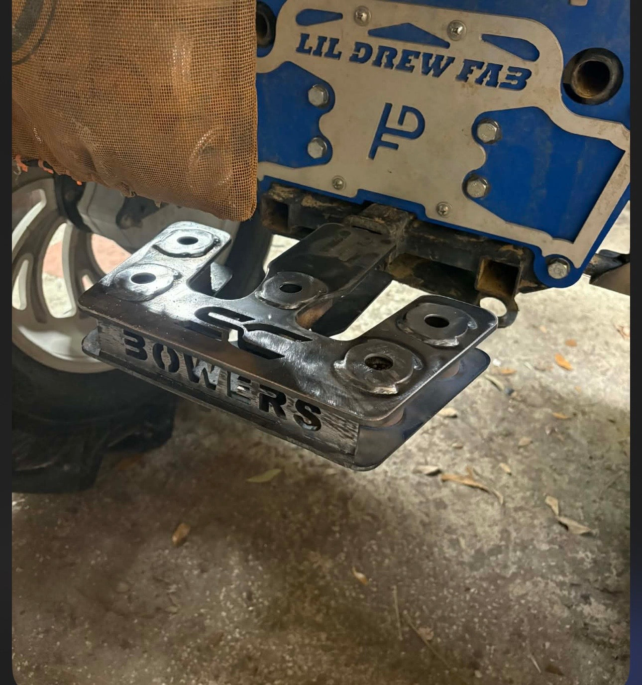 P500/520 custom rear hitch step